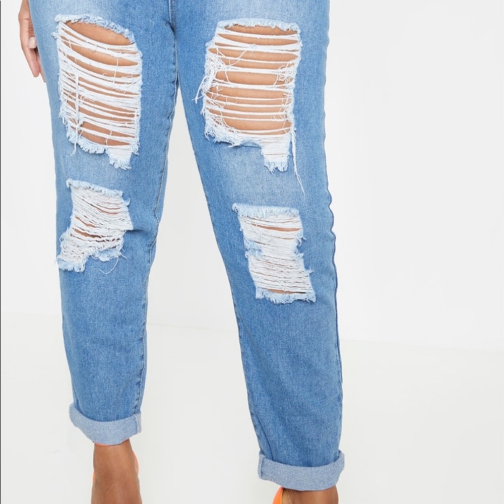 Plus Mid Wash Extreme Ripped Mom Jeans